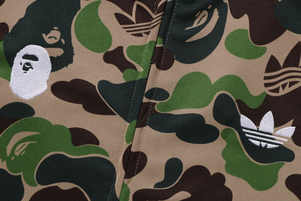 BAPE X ADIDAS 】RELAXED FIT TRACK CAMO SHARK FULL ZIP HOODIE