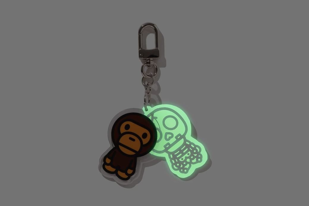 BABY MILO SKULL ACRYLIC KEYCHAIN | bape.com