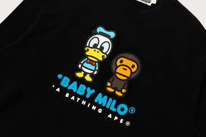 【 BAPE X DISNEY 】DONALD DUCK BABY MILO RELAXED FIT CREWNECK