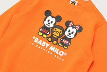【 BAPE X DISNEY 】MICKEY MINNIE BABY MILO CREWNECK SWEATSHIRT