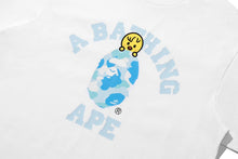 【 BAPE X STRAY KIDS 】BBOKARI COLLEGE TEE