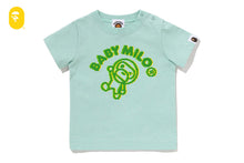 RETRO PIXEL WINKING MILO TEE