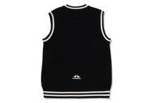 KNIT VEST WITH PATCH