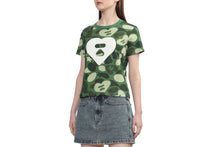 CAMO MONOGRAM BIG HEART PRINT CROP TEE