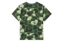 CAMO MONOGRAM BIG HEART PRINT CROP TEE