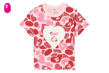 CAMO MONOGRAM BIG HEART PRINT CROP TEE