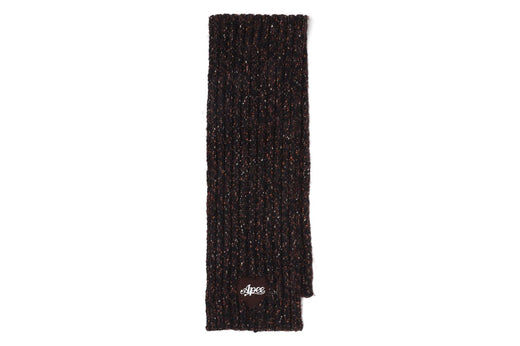 KNIT BADGE SCARF
