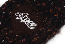 KNIT BADGE MITTEN