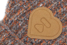 SUEDE BADGE MITTEN