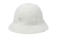 LOGO FLUFFY BUCKET HAT