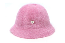 LOGO FLUFFY BUCKET HAT