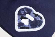 APEE CAMO BADGE BEANIE