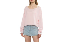 HEART BADGE KNIT SWEAT