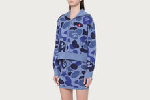 APEE CAMO ZIP SWEATER