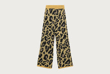 LEOPARD KNIT PANTS