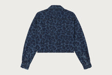 CAMO LASER PRINT DENIM CROPPED SHIRT