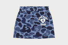 BACK HEART GRAPHIC CAMO MINI SKIRT