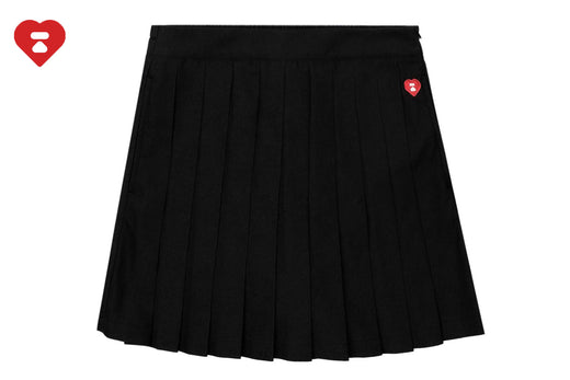 HEART BADGE PLEATED SKIRT SHORTS