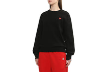 HEART BADGE SWEAT SHIRT