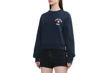 CAMO HEART CHEST PRINT CROP SWEAT SHIRT