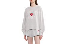 APPLIQUE PATCH AND HEART EMBROIDERY SWEAT SHIRT
