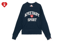 APPLIQUE PATCH AND HEART EMBROIDERY SWEAT SHIRT