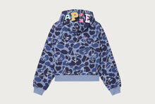 HEART CAMO HOODED ZIP UP SWEATER