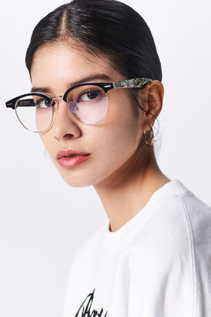 2019 EYEWEAR LOOKBOOK 10. Click this if you want to open image preview.