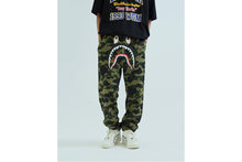 1ST CAMO SHARK SWEAT PANTS