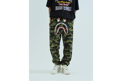 1ST CAMO SHARK SWEAT PANTS