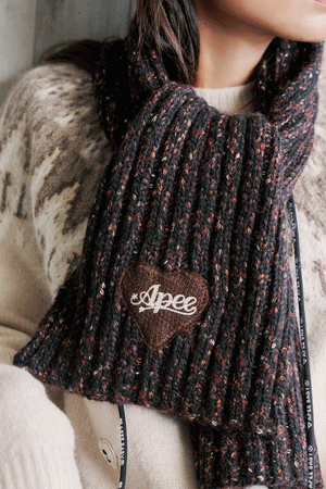 2025 FW APEE LOOKBOOK 14. Click this if you want to open image preview.