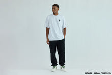 ONE POINT COLLEGE RELAXED FIT TEE