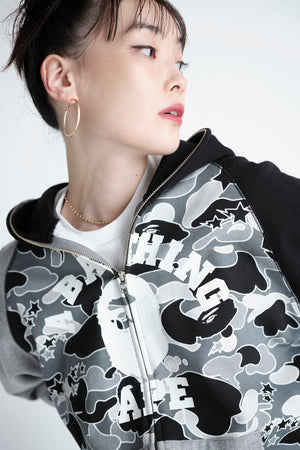2021 AW LADIES' LOOKBOOK 18. Click this if you want to open image preview.