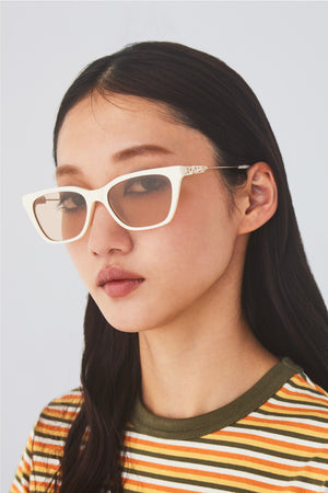 2024 EYEWEAR LOOKBOOK 4. Click this if you want to open image preview.