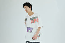 MULTI ARCHIVE MOTIF RELAXED FIT TEE