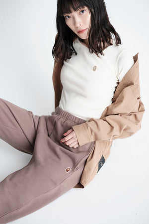 2021 AW LADIES' LOOKBOOK 20. Click this if you want to open image preview.