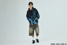 OVERALL PRINT CREASE RELAXED FIT PULLOVER HOODIE