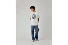 PAISLEY PATTERN APE HEAD TEE