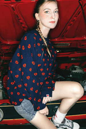 2025 FW APEE LOOKBOOK 6. Click this if you want to open image preview.