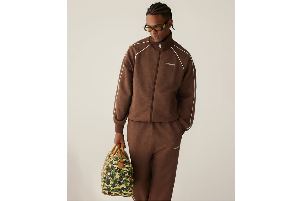 LINE CAMO JACQUARD METAL LOGO RELAXED FIT TRACK SWEAT PANTS | bape.com