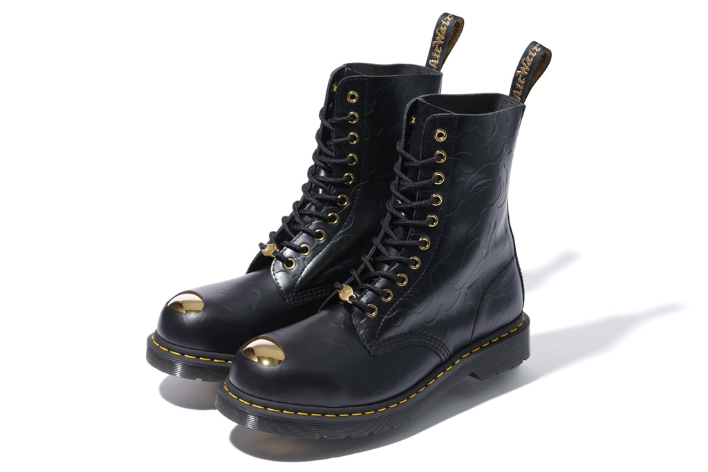 BAPE X DR.MARTENSエイプドクターマーチン10ホール コラボブーツ BAPE X DR.MARTENS 】ABC 10 HOLE STEEL TOE CAP SHOES | bape.com