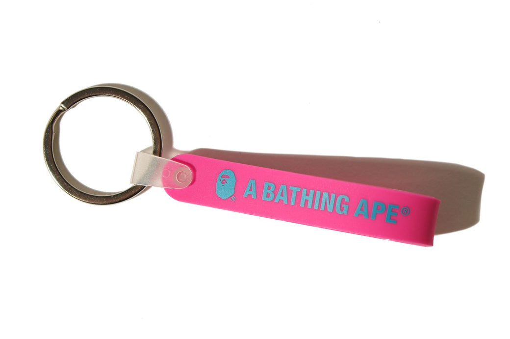 BAPE RUBBER LOOP KEYCHAIN | bape.com
