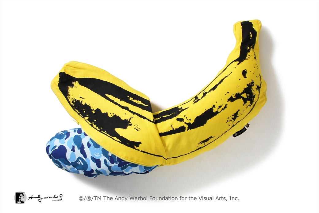 【 BAPE X MEDICOM TOY X ANDY WARHOL 】ABC CAMO BANANA CUSHION S