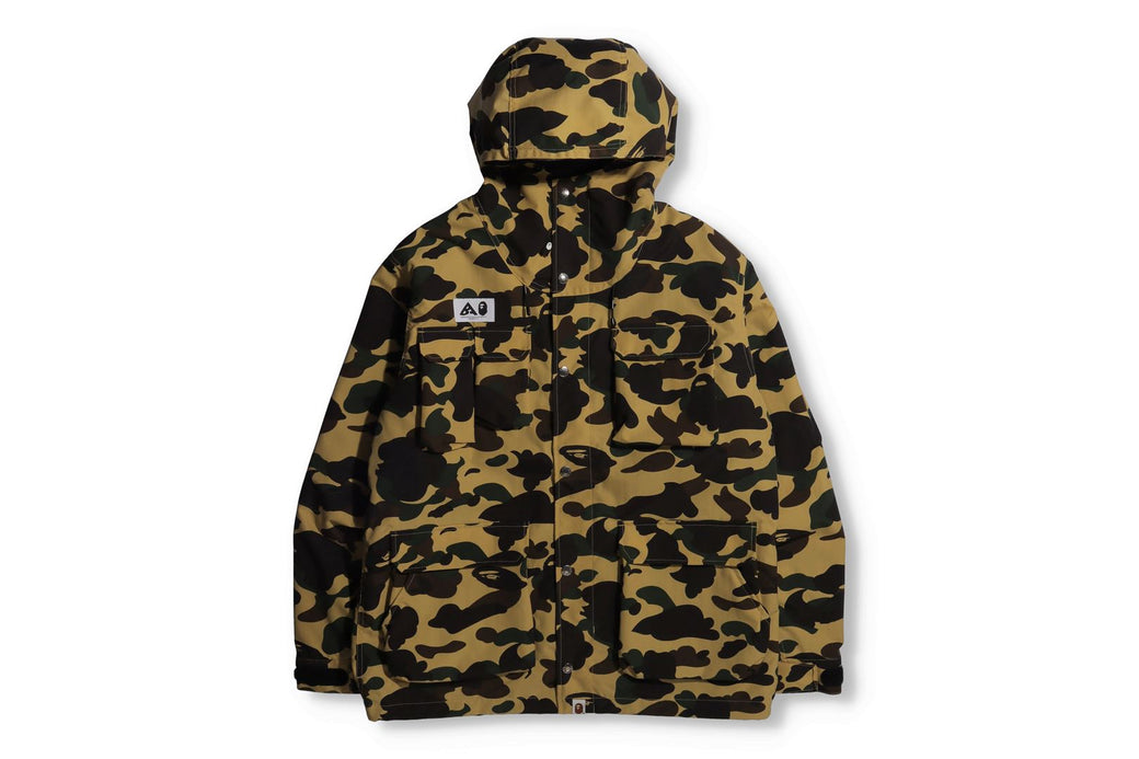 1ST CAMO MOUNTAIN PARKA | bape.com