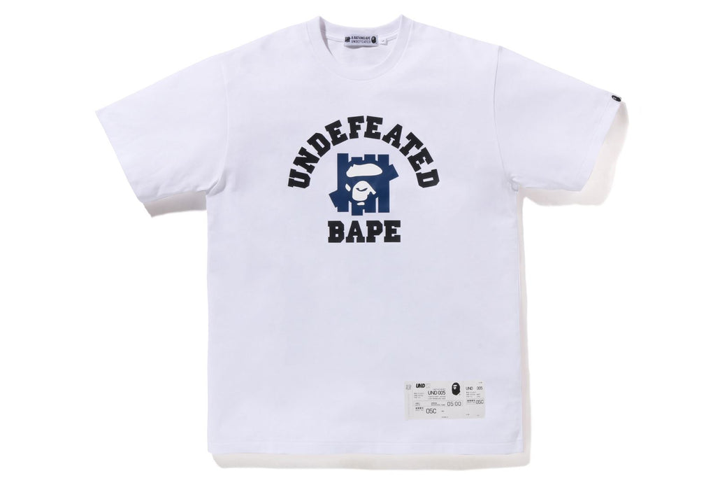 A BATHING APE × UNDEFEATED COLLEGE TEEサイズＭ