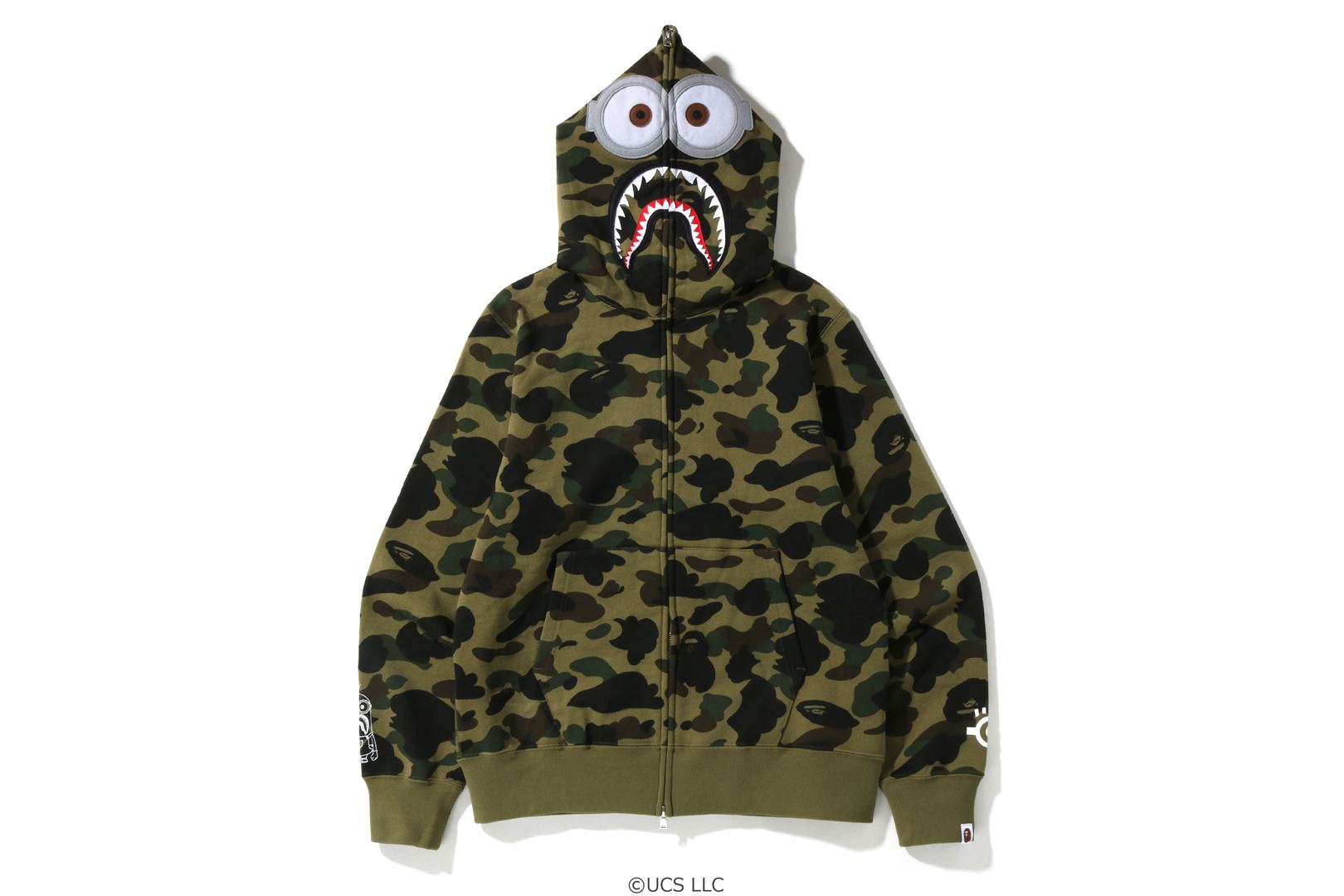 BAPE X MINIONS 】1ST CAMO SHARK FULL ZIP HOODIE | bape.com BAPE X MINIONS 】1ST CAMO SHARK FULL ZIP HOODIE | bape.com